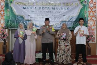 Tingkatkan Motivasi Pelajar, Polresta Malang Kota Narsum Pondok Ramadan Pelajar MAN 1