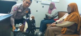 Anggota Satlantas Polres Batu Amankan Komplotan Pencuri Baju
