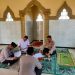 Tadarus dilaks Aiptu Anwar Dkk di Mushola Polsek Karanggeneng Polres Lamongan Polda Jatim