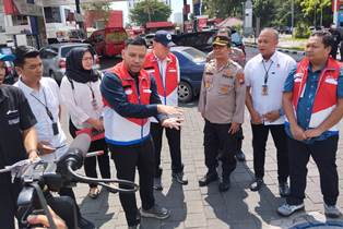 Polda Jatim ¬- Pertamina – UPTD Metrologi Surabaya Sidak Untuk  Memastikan BBM Tak Ada Kandungan Air
