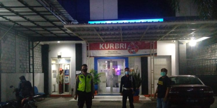 POLSEK TURI POLRES LAMONGAN POLDA JAWA TIMUR PATROLI DI BANK BRI UNIT TURI