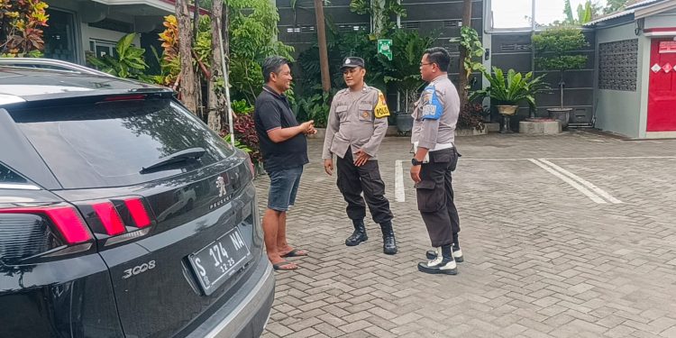 Patroli dialogis anggota Polsek Mantup Polres Lamongan sasaran desa kedungsoko