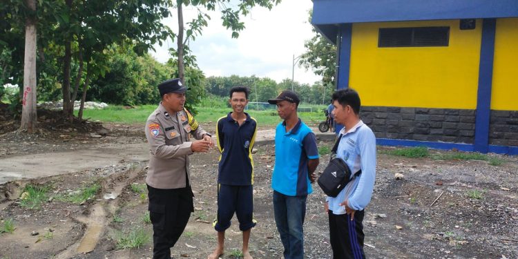 Polsek Glagah Polres Lamongan Patroli Harkatinmas Jelang Hari Raya Idul Fitri 1445 H