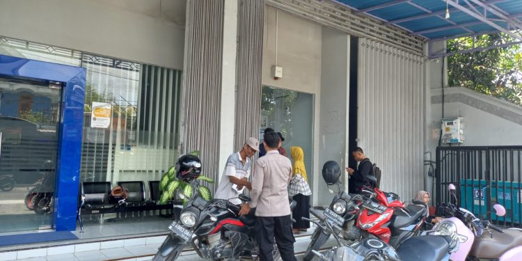 POLSEK SUKORAME POLRES LAMONGAN POLDA JATIM PATROLI OBVIT SIANG DALAM UPAYA CIPTA KONDUSIFITAS