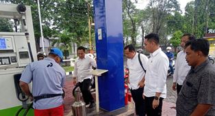 Tim Gabungan Polres Mojokerto Sidak SPBU Antisipasi Kecurangan Pengisian BBM