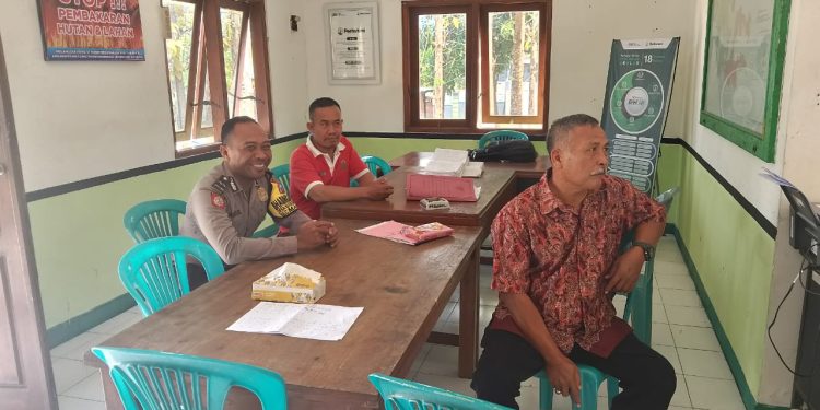 Patroli dialogis anggota Polsek Mantup Polres Lamongan ke desa Tugu kecamatan Mantup
