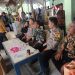 Giat sinergitas Polri TNI dengan melaksanakan PAM elektun di Desa Tunggunjagir