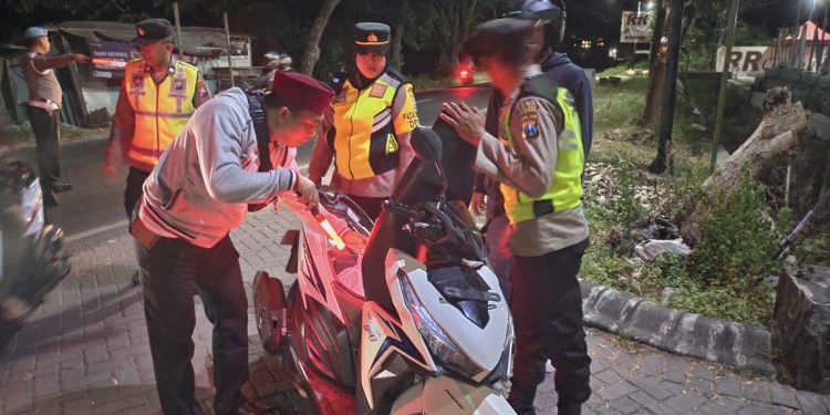 Polres Lamongan Gelar Razia Cipta Kondisi Multi Sasaran Gabungan Polsek Rayon 5