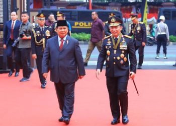 Menteri Pertahanan Dianugrahi Bintang Bhayangkara Utama