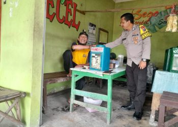 Patroli dialogis anggota Polsek Mantup Polres Lamongan ke Desa Tugu