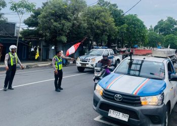 Sigap Tindak Lanjuti Laporan 110, Pamapta Polres Lamongan dan Polsek Babat Amankan Gangguan Listrik