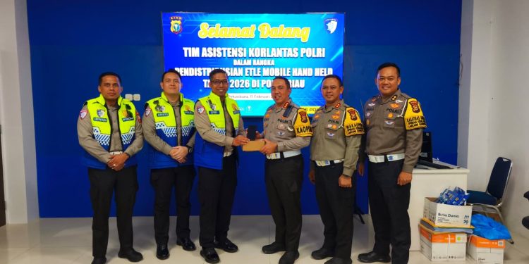 Korlantas Polri Perkuat Sistem ETLE di Pekanbaru Perangkat Statis Optimal dan Mobile Handheld Diperluas