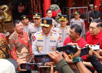 Kapolda Jatim Tinjau Klenteng Eng An Kiong di Kota Malang Tegaskan Komitmen Jogo Jawa Timur Saat Imlek 2026